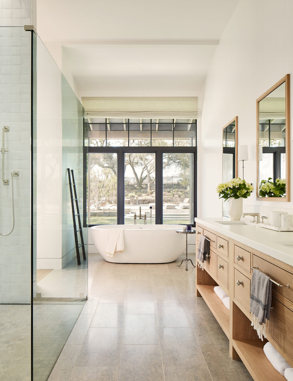 Jennifer_robins_interiors_projects_calistoga_JRI.MtnHomeRanch_135_1_bathroom_bathtub