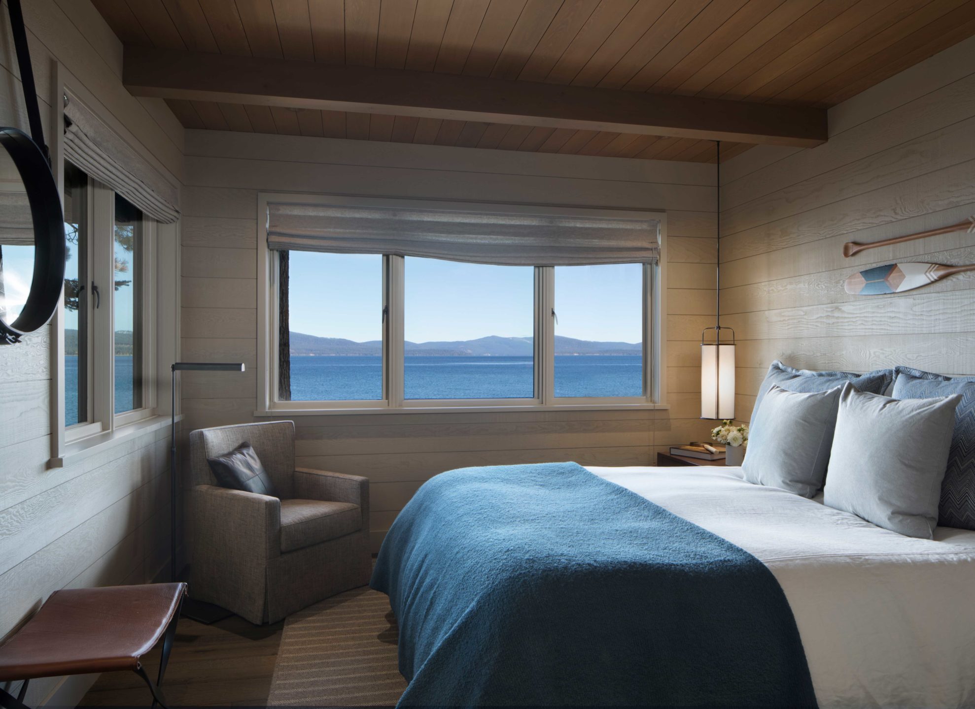 Jennifer_robins_interiors_projects_lake_tahoe_bedroom_BR_view_Leupold_21_off