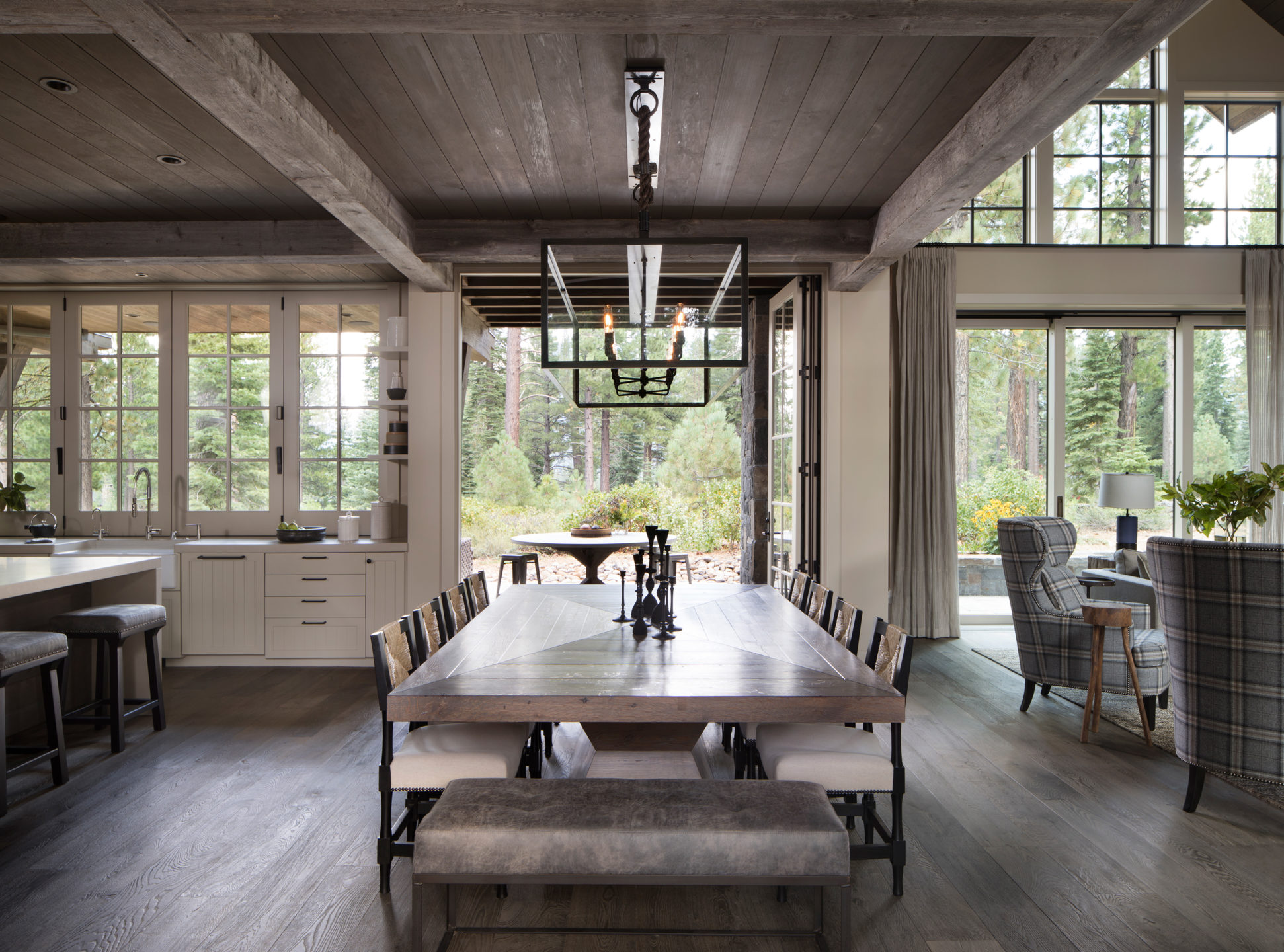 Jennifer_robins_interiors_projects_martis_camp_Del_Grand_05_HR_dining_room_DR