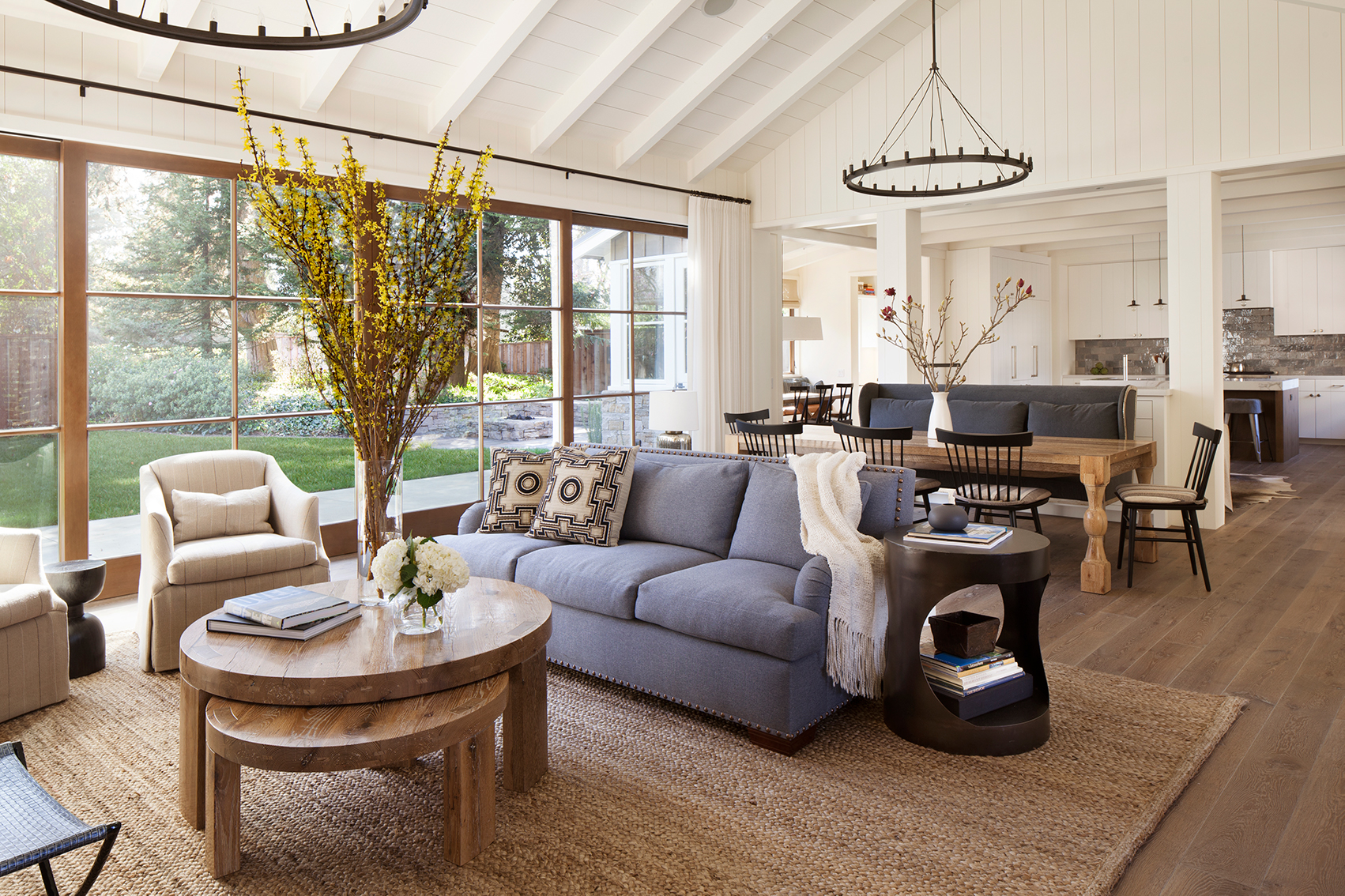 Jennifer_robins_interiors_projects_menlo_park_Garland_157_living_room_LR