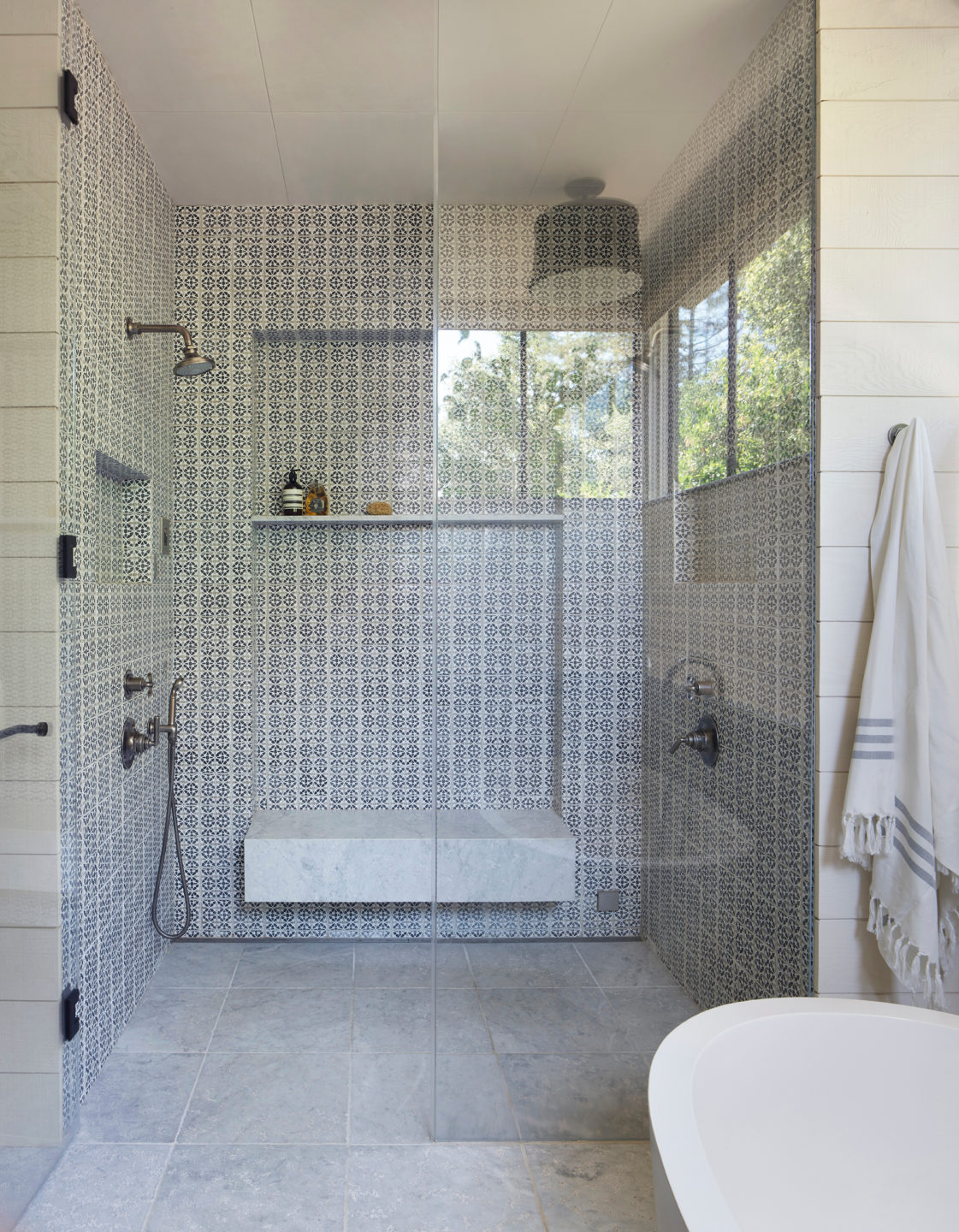 Jennifer_robins_interiors_projects_pacific_heights_portola_valley_bathroom_shower_Portola_27_HR