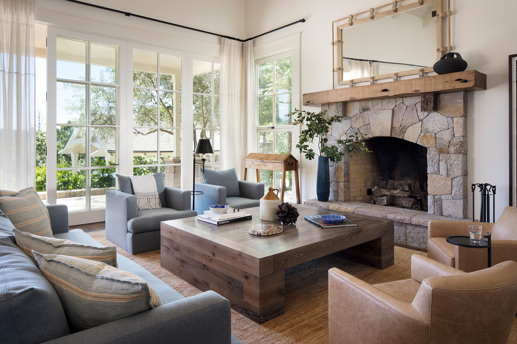 Jennifer_robins_interiors_projects_st_helena_III_Fish_07_HR_living_room_LR