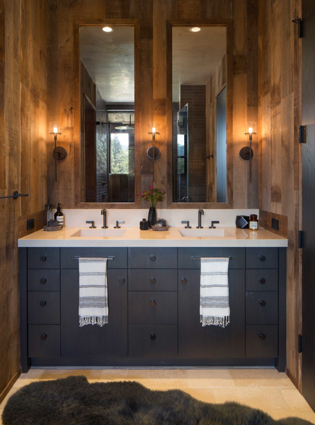 Jennifer_robins_interiors_projects_st_helena_II_Bergman_12_HR_bathroom_vanity_sinks
