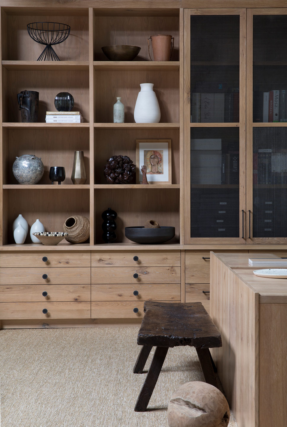 Jennifer_robins_interiors_projects_studio_4JR_Office_12_HR_book_shelf