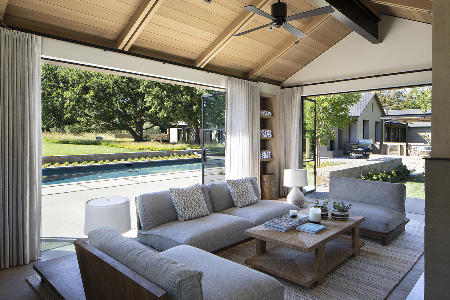 Jennifer-Robin-Interiors-Project-Atherton-20-Pool-Outdoor-Lounge