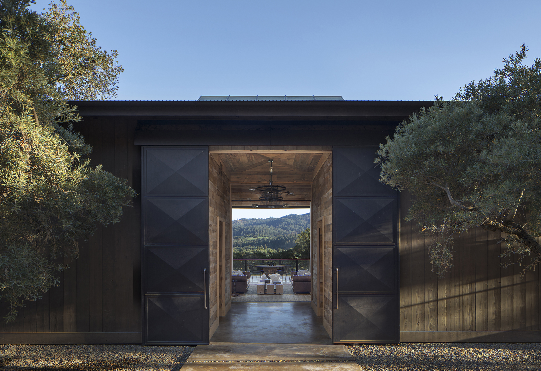 Jennifer-Robin-Interiors-Projects-Party-Barn-17-Exterior-Entrance